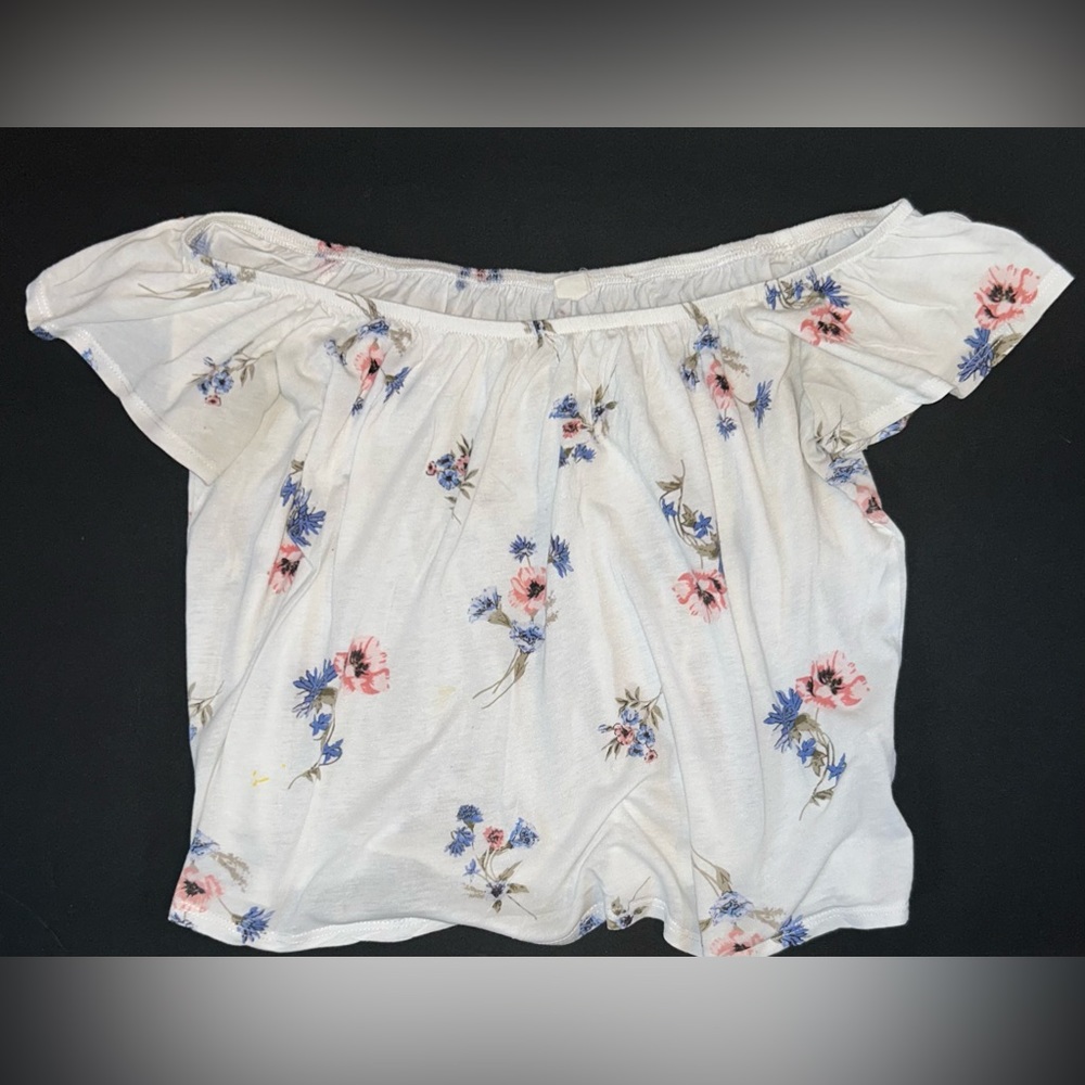 Flower Off the shoulder Shirt